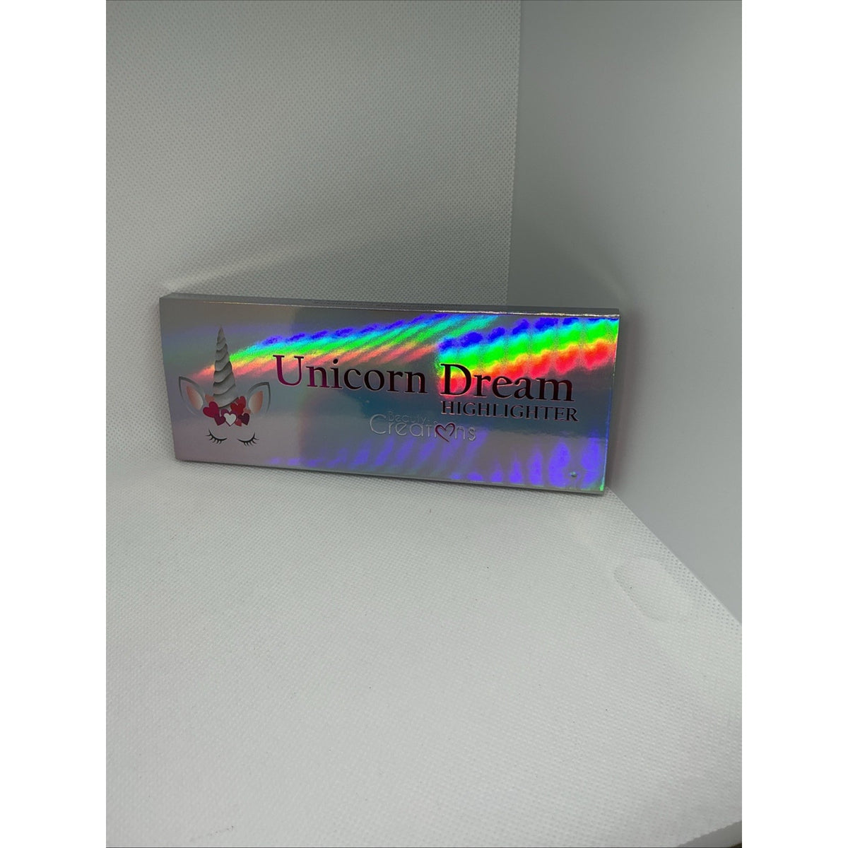 Beauty Creations Unicorn Dream Highlighter Palette – 3 Color Face Highlighter